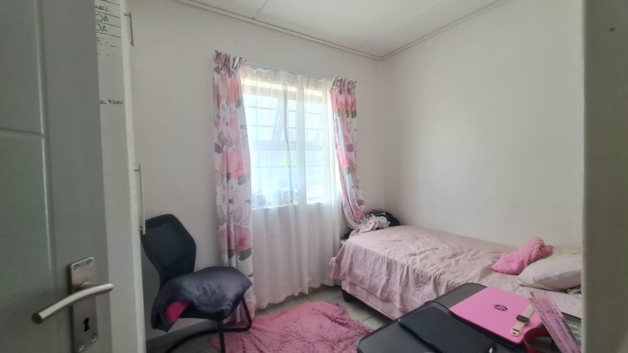 2 Bedroom Property for Sale in Belhar Western Cape